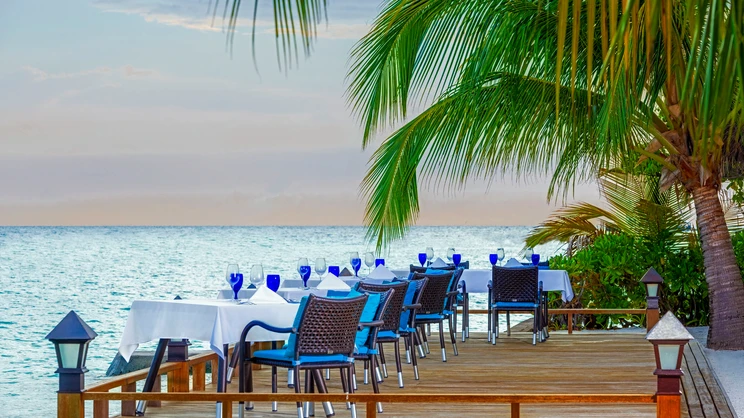 Sheraton Maldives Full Moon Resort & Spa